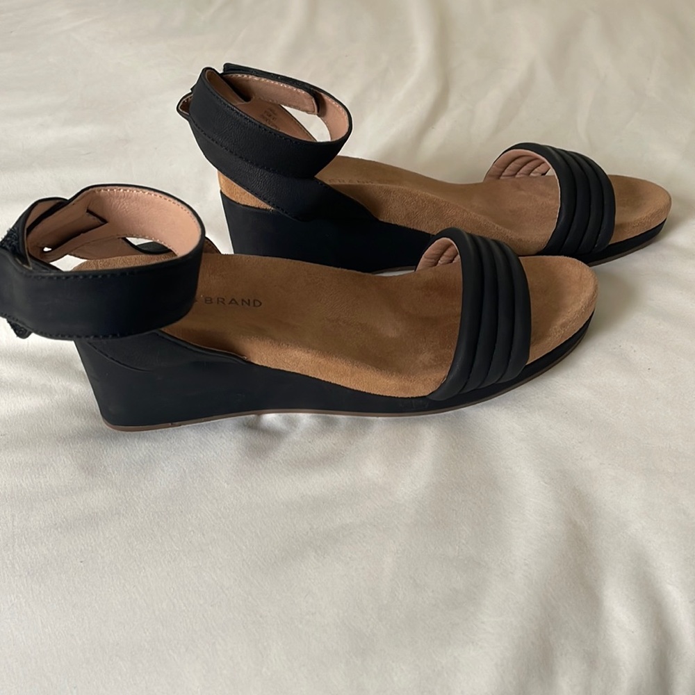 Black wedge sandals